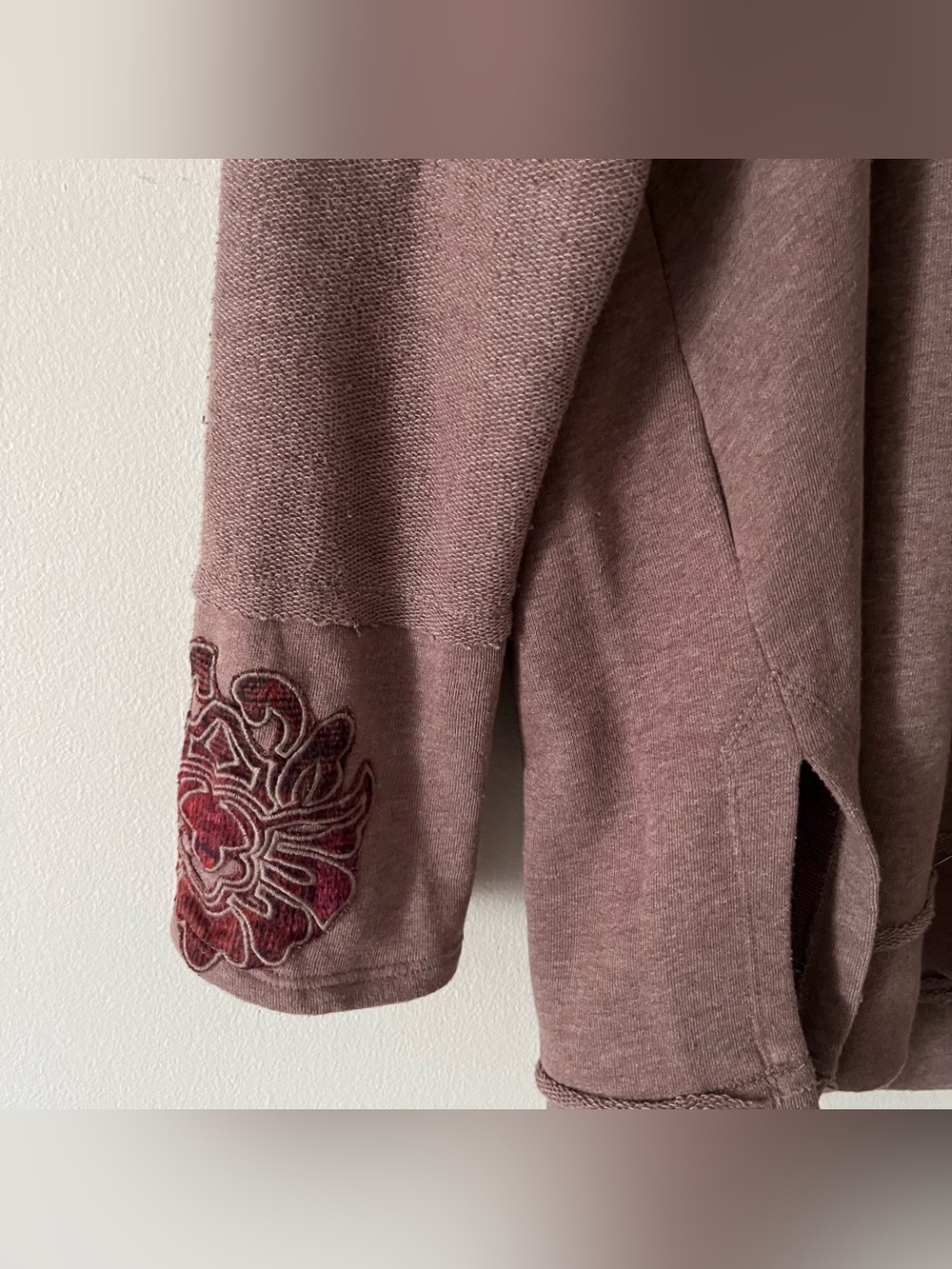 Soft Surroundings Taupe Mauve Burgundy Distressed Velvet Appliqué Cozy Top XL - Picture 7 of 10